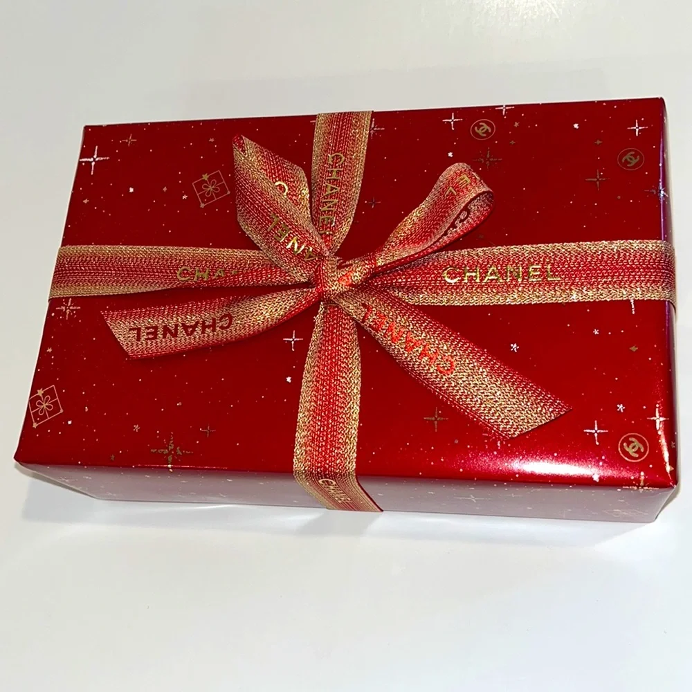 NEW CHANEL Holiday 2022 Gift Set Go to Extremes Mascara Set & Bag SOLD OUT! - Picture 3 of 9